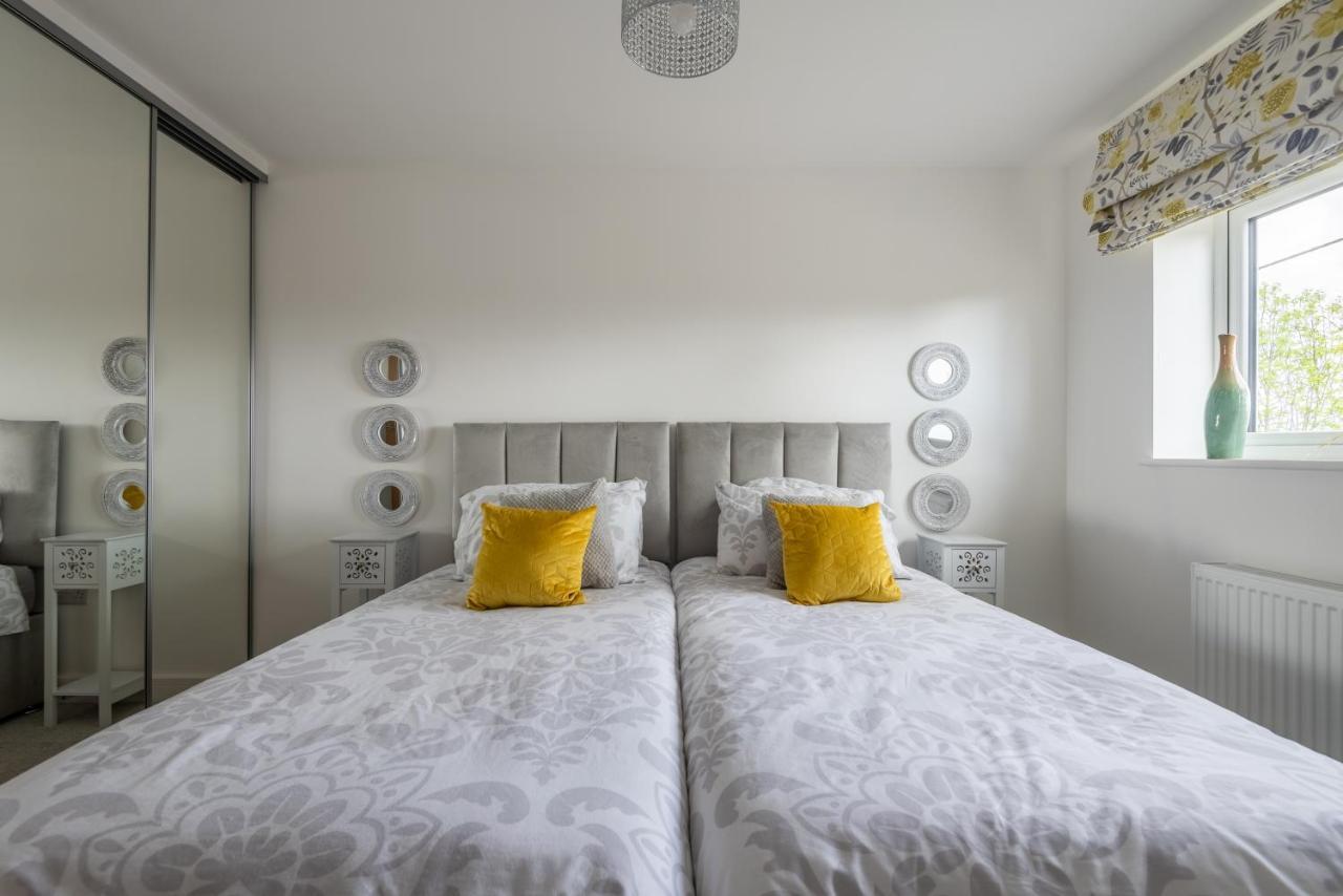 Villa Luxurious 3 Bedroom House Now With Full Fibre Internet Shangri La In Village Of Alfrick With Driveway Parking For 3 Cars In An Area Of Outstanding Natural Beauty, Superb Walking,close To Worcester, Malvern Showground, Theatre, Malvern Hills, Dogs Wel Worcester